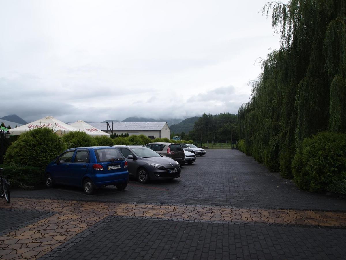 Tulipan Hotel Aquapark Vyshkove Εξωτερικό φωτογραφία