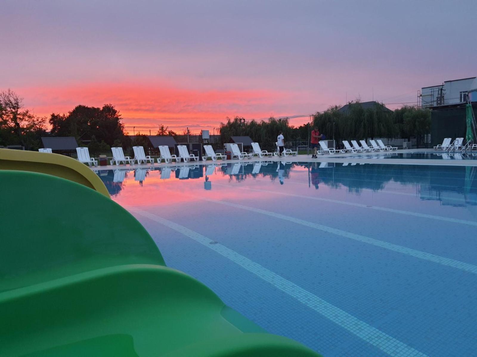 Tulipan Hotel Aquapark Vyshkove Εξωτερικό φωτογραφία